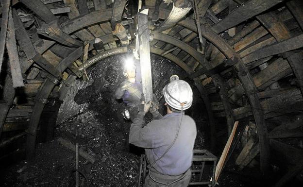 El Gobierno amplía hasta 2025 las ayudas de los trabajadores afectados por el cierre de la minería del carbón