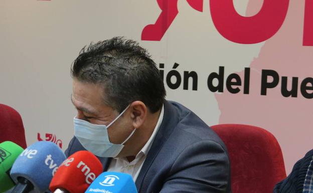 Santos tiende la mano a 'León Ruge' y se muestra «encantado si se suben a nuestro carro» en las reivindicaciones