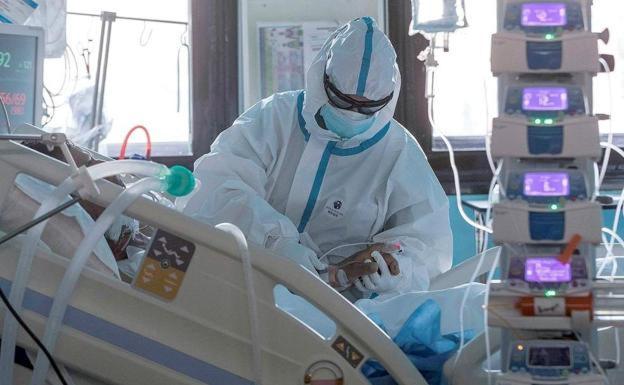 Dos fallecidos y 99 casos en León evidencian la gravedad de los rebrotes en la provincia