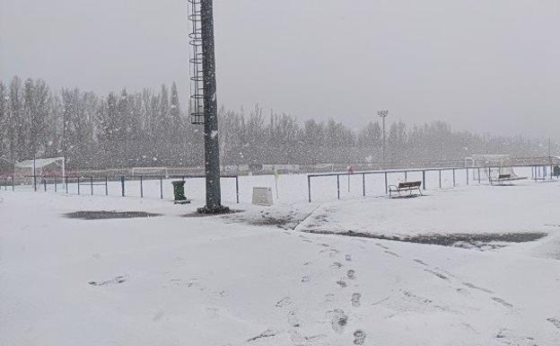 La nieve suspende todos los partidos de categoría provincial y el duelo de Tercera de La Virgen