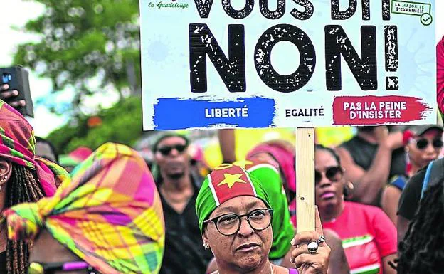 Francia abre la puerta a la independencia de Guadalupe
