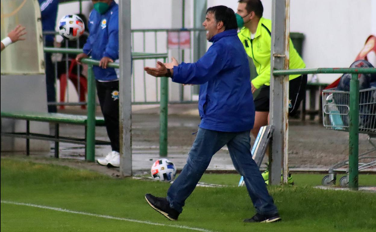 Miguel Ángel Miñambres, nuevo entrenador del Atlético Bembibre