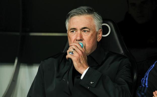 Ancelotti arriesga al exprimir a un líder agotado