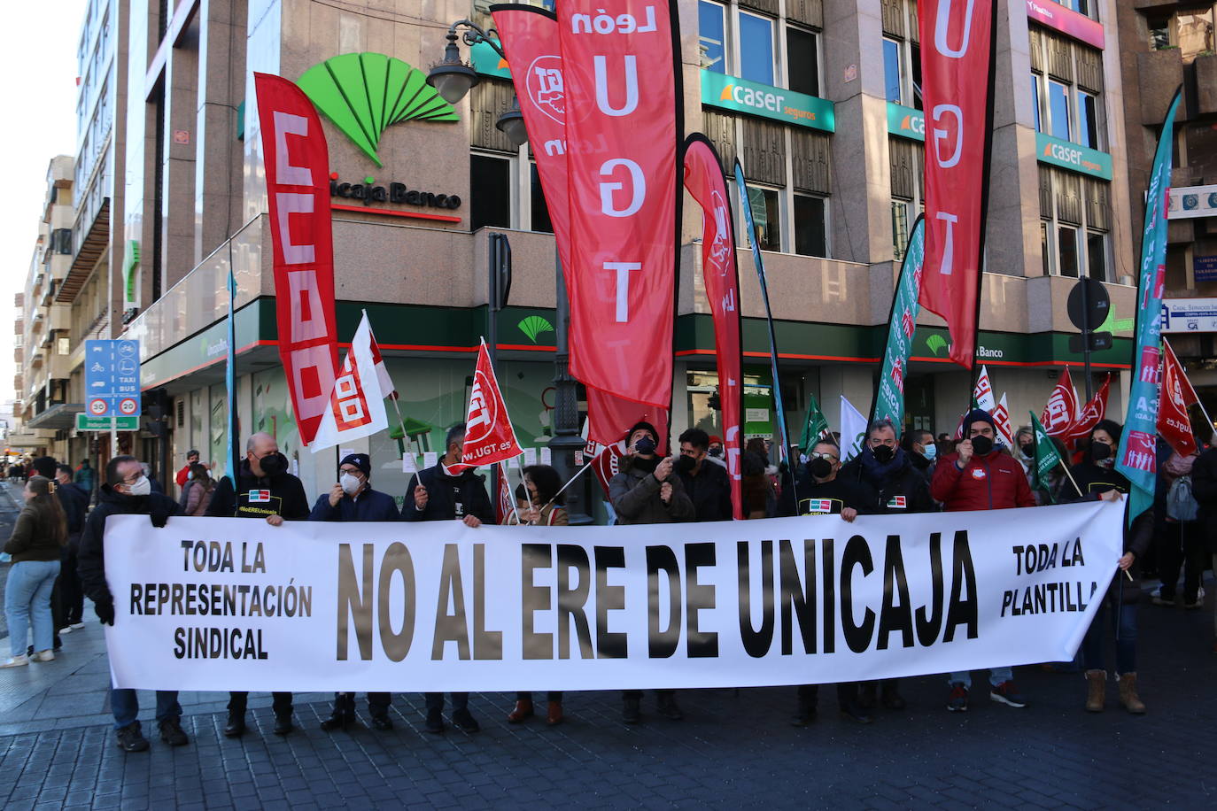 Los trabajadores de Unicaja vuelven a la huelga