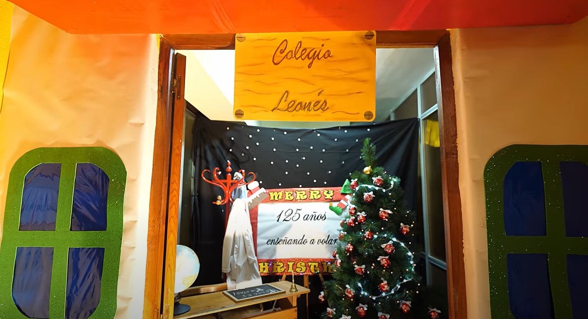 El villancico del Colegio Leonés enseña a volar