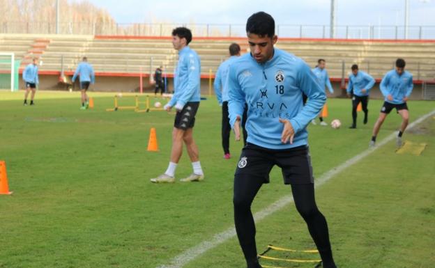 La Cultural quiere evitar otra tarde de 'meigas' con el Celta B