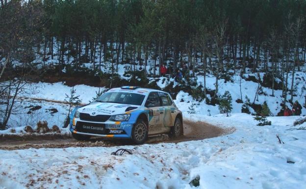 Juan Carlos Quintana y Yeray Mújica, subcampeones de España de rallies de tierra