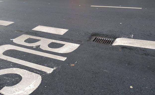 Cs se felicita por «lograr» que el Ayuntamiento de León corrija el hundimiento de arquetas en calles recién asfaltadas