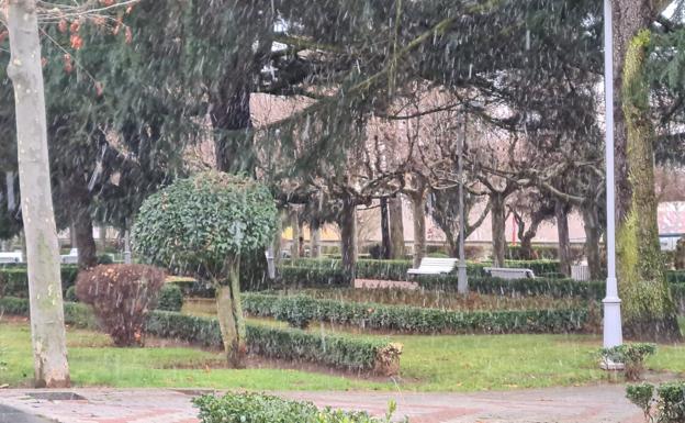 La nieve obliga a circular con precaución en vías de alta capacidad de la provincia de León