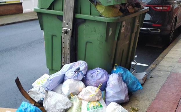 UPL San Andrés previene al equipo de Gobierno de la acumulación de basura en Navidad