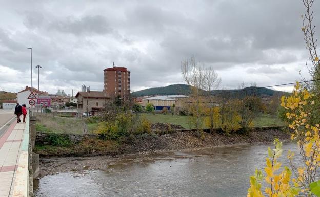 La CHD alerta del riesgo de inundaciones en Villamanín por el deshielo y el incremento del caudal del río Bernesga