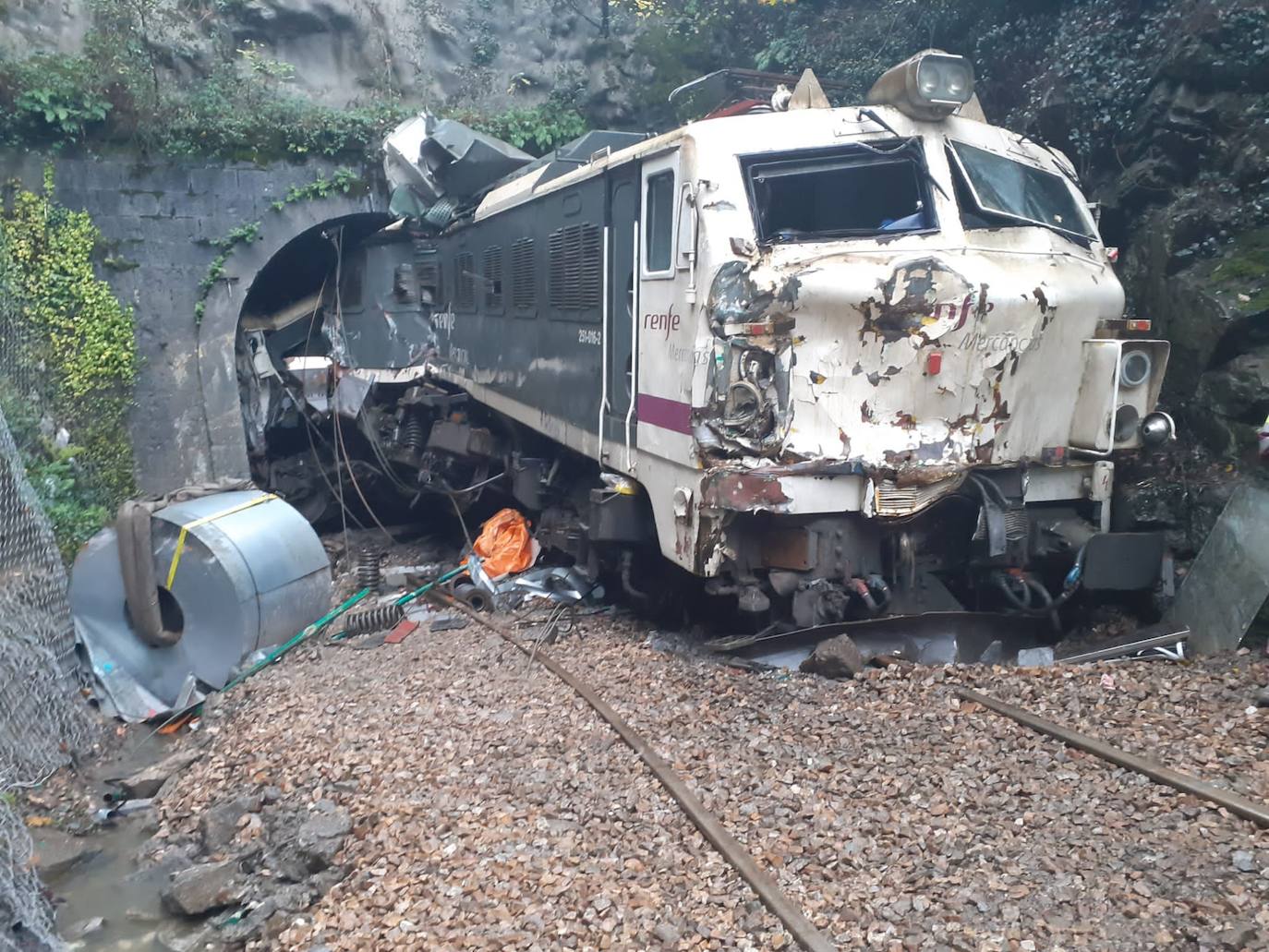 Tren atrapado en la rampa de Pajares