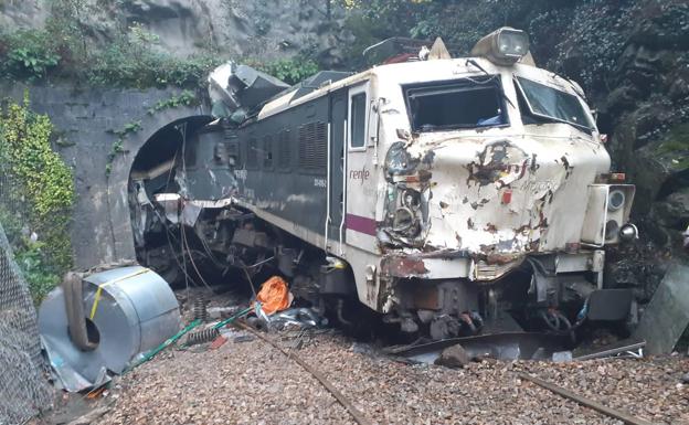 Adif restablece el tráfico ferroviario en la línea León-Gijón tras 12 días cerrado por un accidente