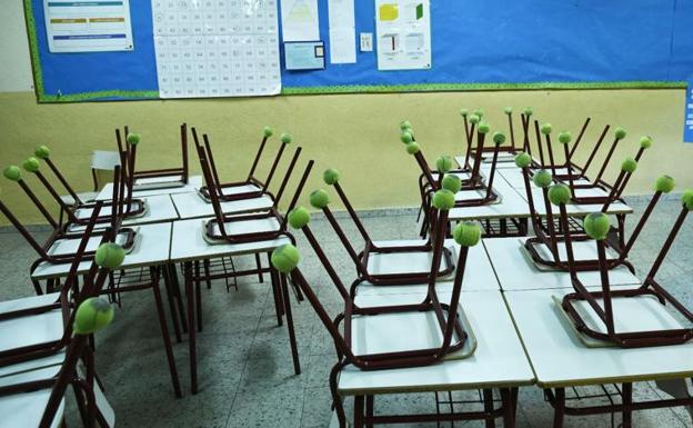 Diez aulas inician la cuarentena por covid en la provincia de León