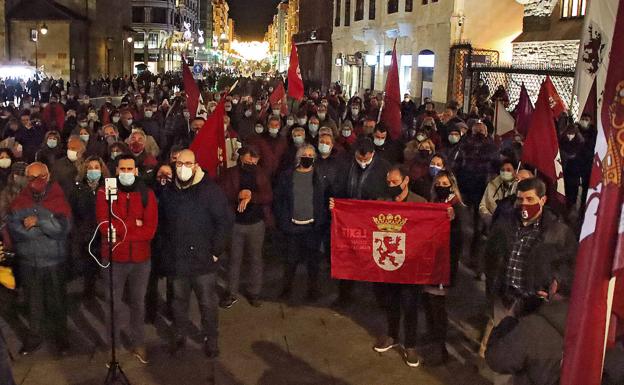 El leonesismo crea una plataforma transversal para unir sentimientos y lograr la autonomía