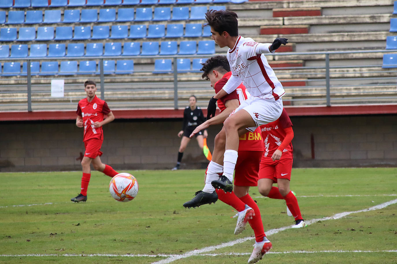 La 'Cultu' Juvenil vence al Rayo Majadahonda