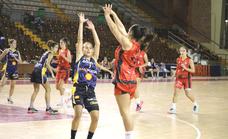 Basket Femenino León logra una agónica victoria en la prórroga y se aleja del descenso