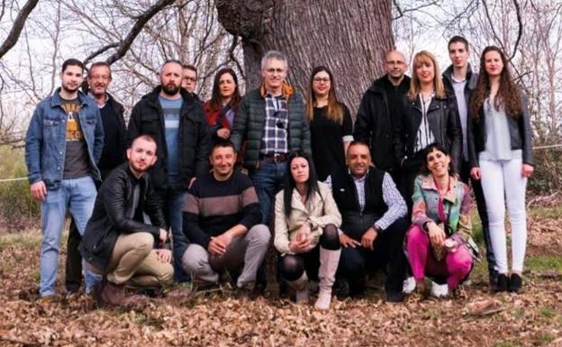 Cistierna Activa pide retirar luces navideñas de Cistierna y repartirlas por las pedanías