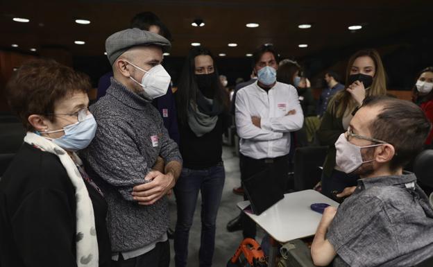 El Congreso acoge un foro de Podemos en apoyo a los 'Seis de Zaragoza'