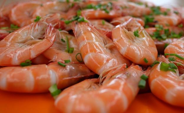 El complemento perfecto de la Navidad: propiedades, beneficios y recetas con langostino