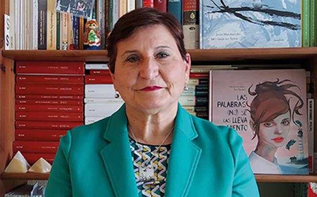 Las 'Palabras hilvanadas' de Margarita Álvarez llegan a León