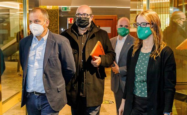 CSIF insta a la Junta a respetar y aplicar los últimos acuerdos sobre sus empleados públicos tras conocerse el adelanto electoral