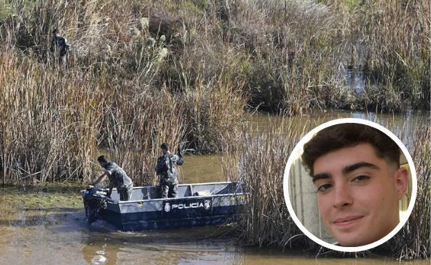 Operativo de búsqueda de Pablo Sierra en aguas del Guadiana a su paso por Badajoz./