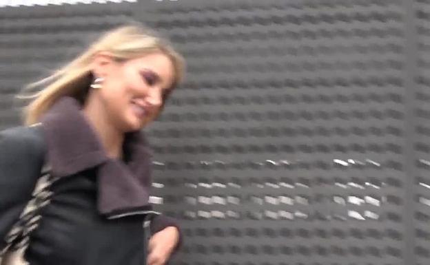 Alba Carrillo da la cara tras ser pillada con Canales Rivera