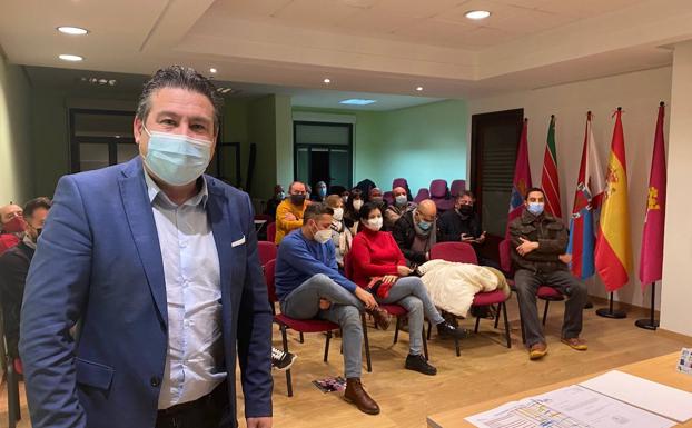 El nuevo Consejo General de UPL designa a Luis Mariano Santos como cabeza de lista en «nuestro mejor momento»