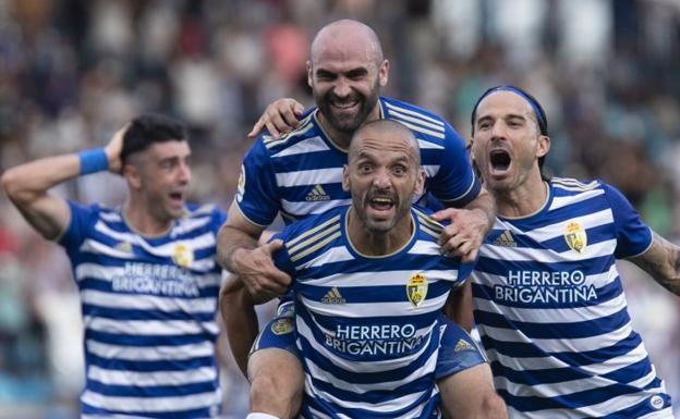 Ascienden a seis los futbolistas afectados por la covid-19 en la Ponferradina