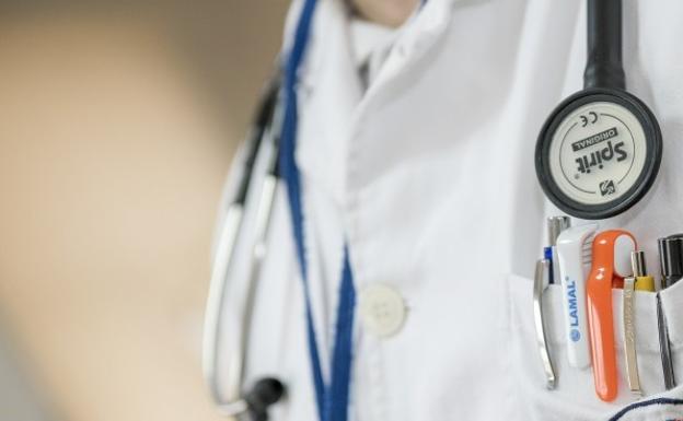 CSIF celebra el acuerdo con la nueva consejería de Sanidad para la reducción del exceso de horas de trabajo