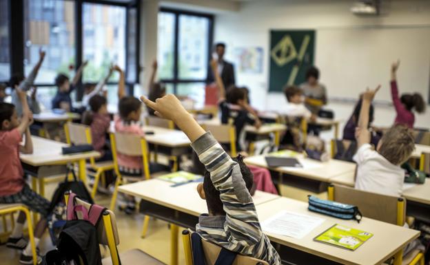 Mascarilla en el patio y cuarentenas inflexibles en la vuelta a clases