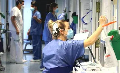 Satse denuncia que el Hospital de León cierra unidades de maternidad y cirujía por la sexta ola