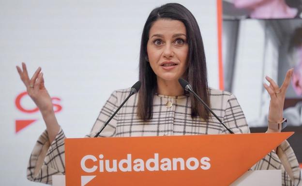 Inés Arrimadas tilda de vergüenza el adelanto en Castilla y León