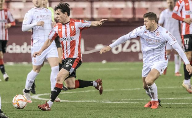 Curro Torres toca la tecla de la mejoría defensiva