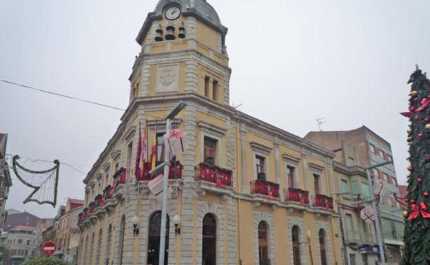 La Bañeza condena la desclasificación de la línea ferroviaria de la Ruta de la Plata del Dominio Público Ferroviario