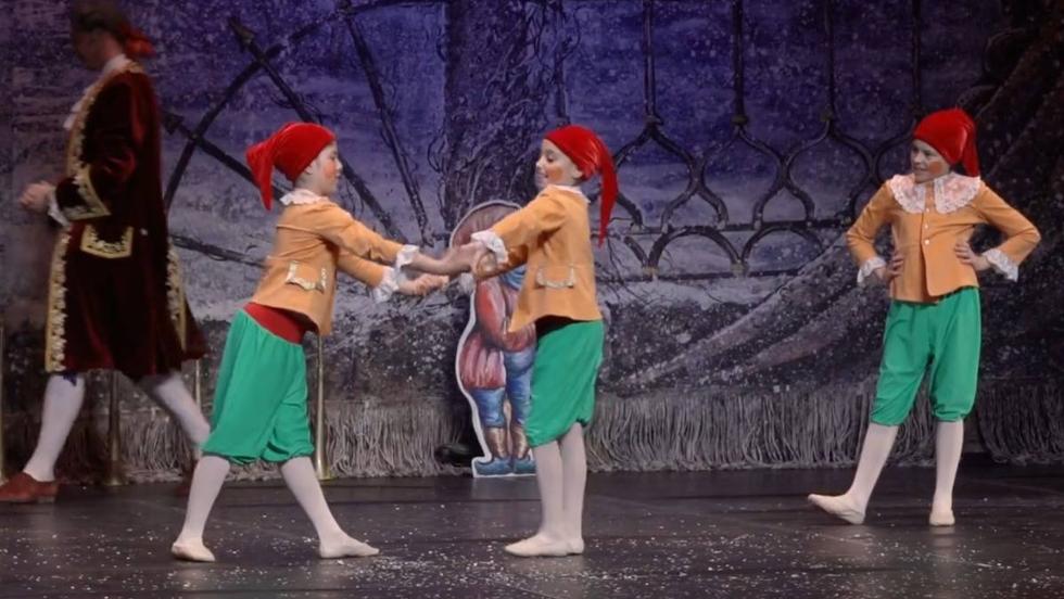 Los niños de la Escuela de Danza Coopelia de Ponferrada colaboran con el Ballet Imperial Ruso