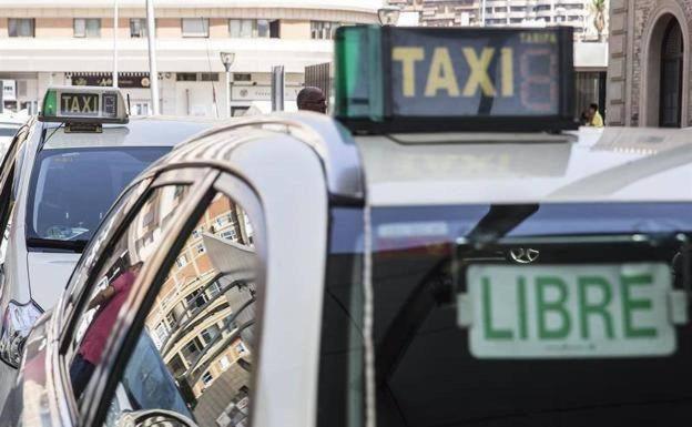 El Ayuntamiento de León autoriza las nuevas tarifas de los taxis para 2022