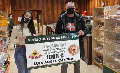 La empreas berciana Gerbolés entrega su tradicional premio de mil euros escondido en el roscón de Reyes