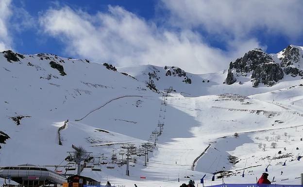 Valle Laciana-Leitariegos retoma latemporada con 1,8 kilómetros esquiables