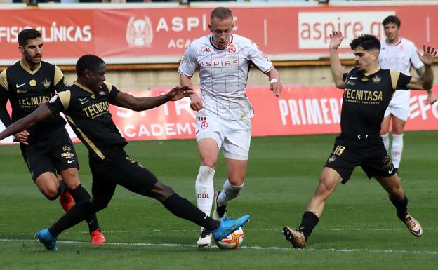 Obolskii: «Es difícil, pero hay tiempo para meterse en playoff»