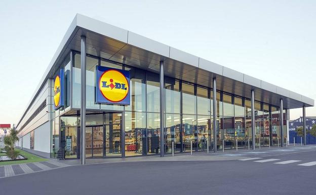 Lidl genera en León 760 puestos de trabajo y su impacto en el PIB provincial es de 36 millones