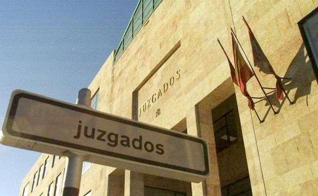 La huelga de letrados de los Juzgados de León amenaza con paralizar la actividad este miércoles