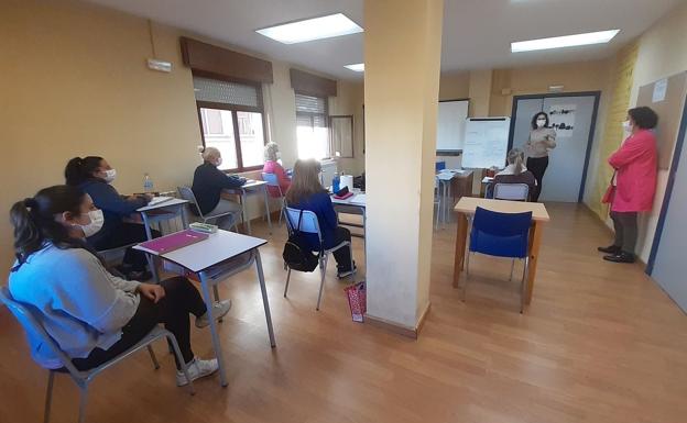 San Andrés incorpora a ocho personas desempleadas con el plan municipio Limpio