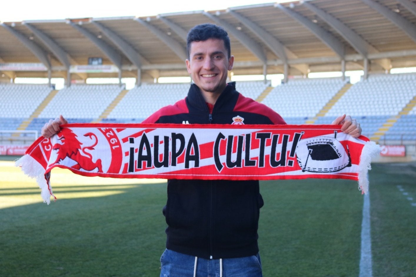 Jaime Sierra: «Voy bien al choque y con el balón sé jugar»