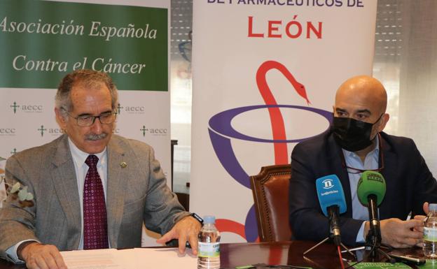 AECC y farmacéuticos apuestan por la información para prevenir los 3.500 nuevos casos de cáncer en León