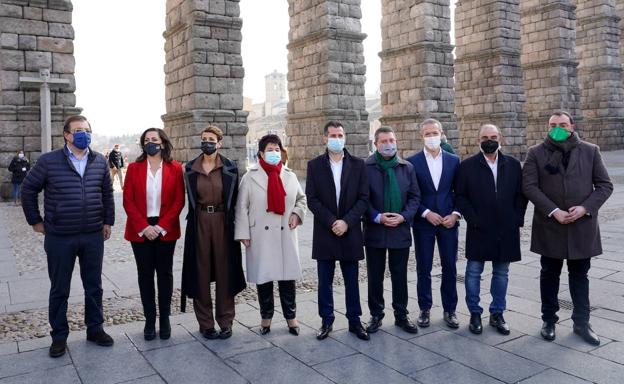 Seis presidentes socialistas respaldan a Tudanca en la cumbre autonómica de Segovia
