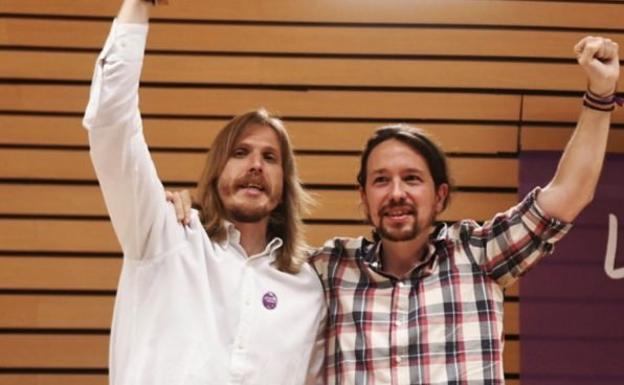 En directo| Pablo Iglesias y Pablo Fernández, en el acto 'Corrupción política y propaganda institucional' en León