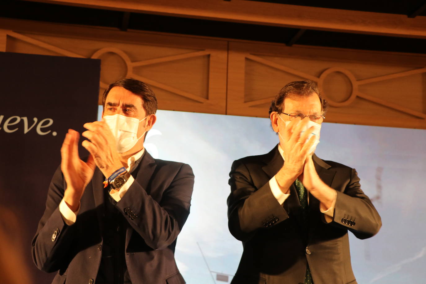 Mariano Rajoy arropa a Mañueco en León
