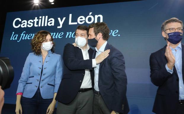 Ayuso pide «que nadie se quede en casa» para votar por Mañueco por «Castilla y León, la Constitución, las instituciones, España y la libertad»